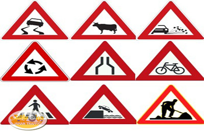 تابلوهای ترافیکی اخطاری